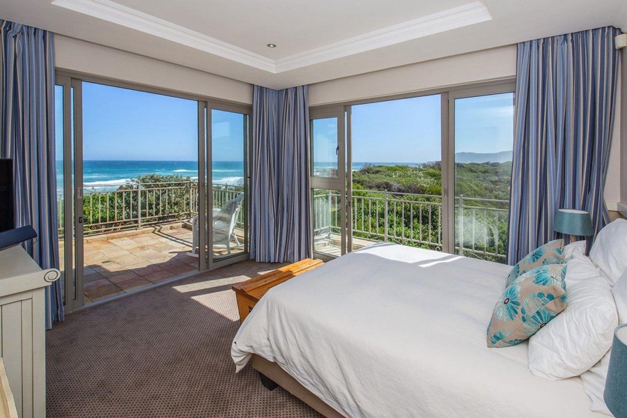 6 Bedroom Property for Sale in Myoli Beach Western Cape